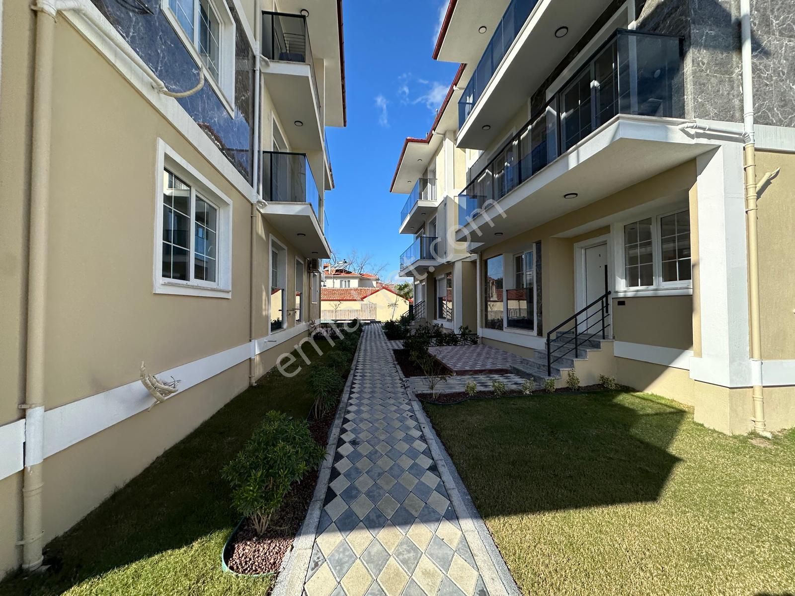 Ortaca Cumhuriyet De 2+1 Sıfır Havuzlu Daire Satılık - Görsel 2
