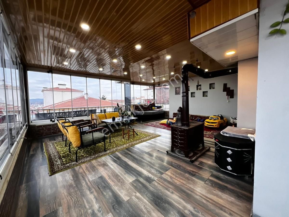 Hayal^den Tandoğan Mh^de Geniş Full Yapılı 4+1 Geniş Kapalı Teraslı Daire