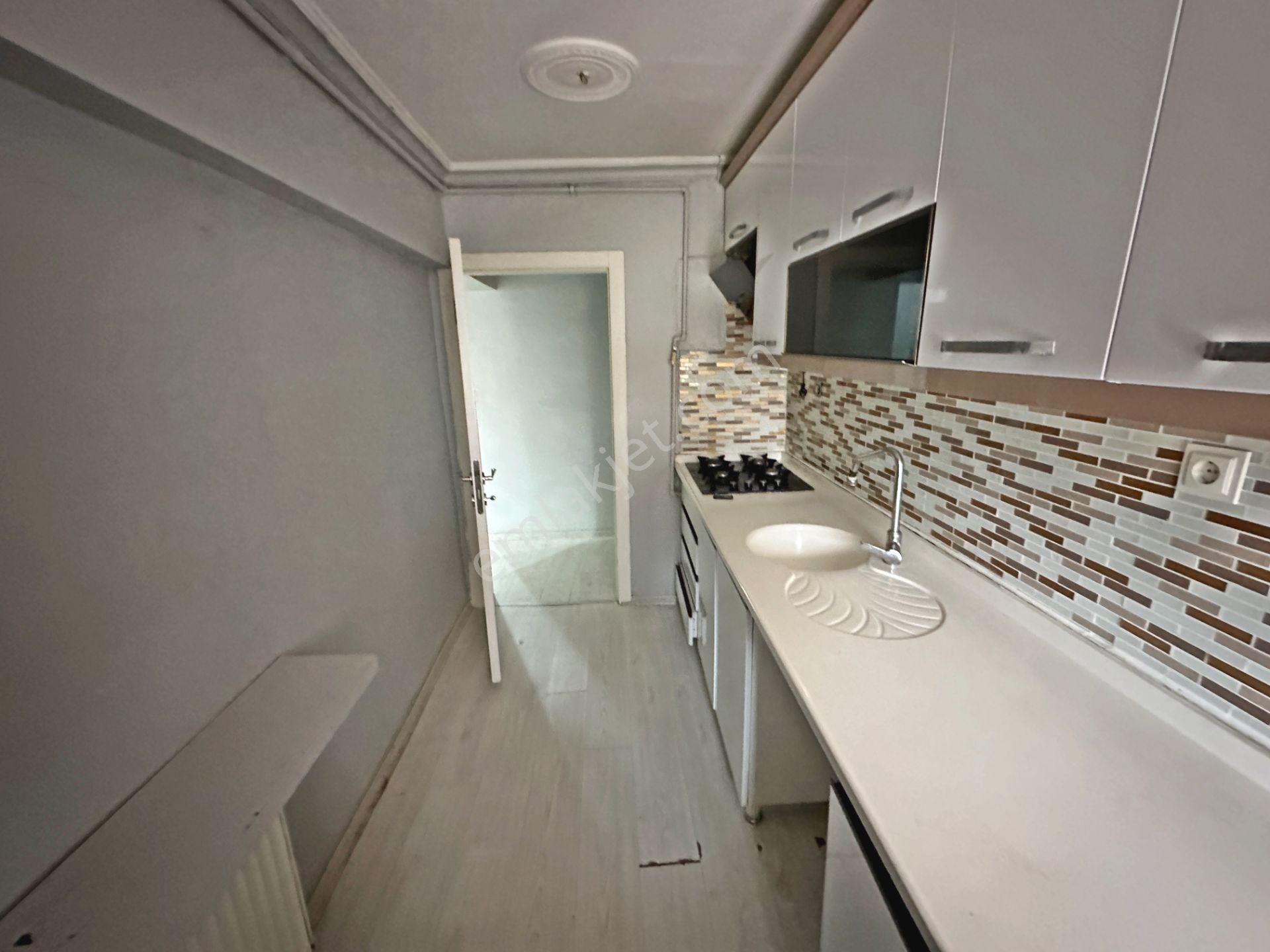 Yunus Market Karşısında Cadde Üzerinde Yapılı 3+1 Satılık Kelepir Daire - Görsel 9