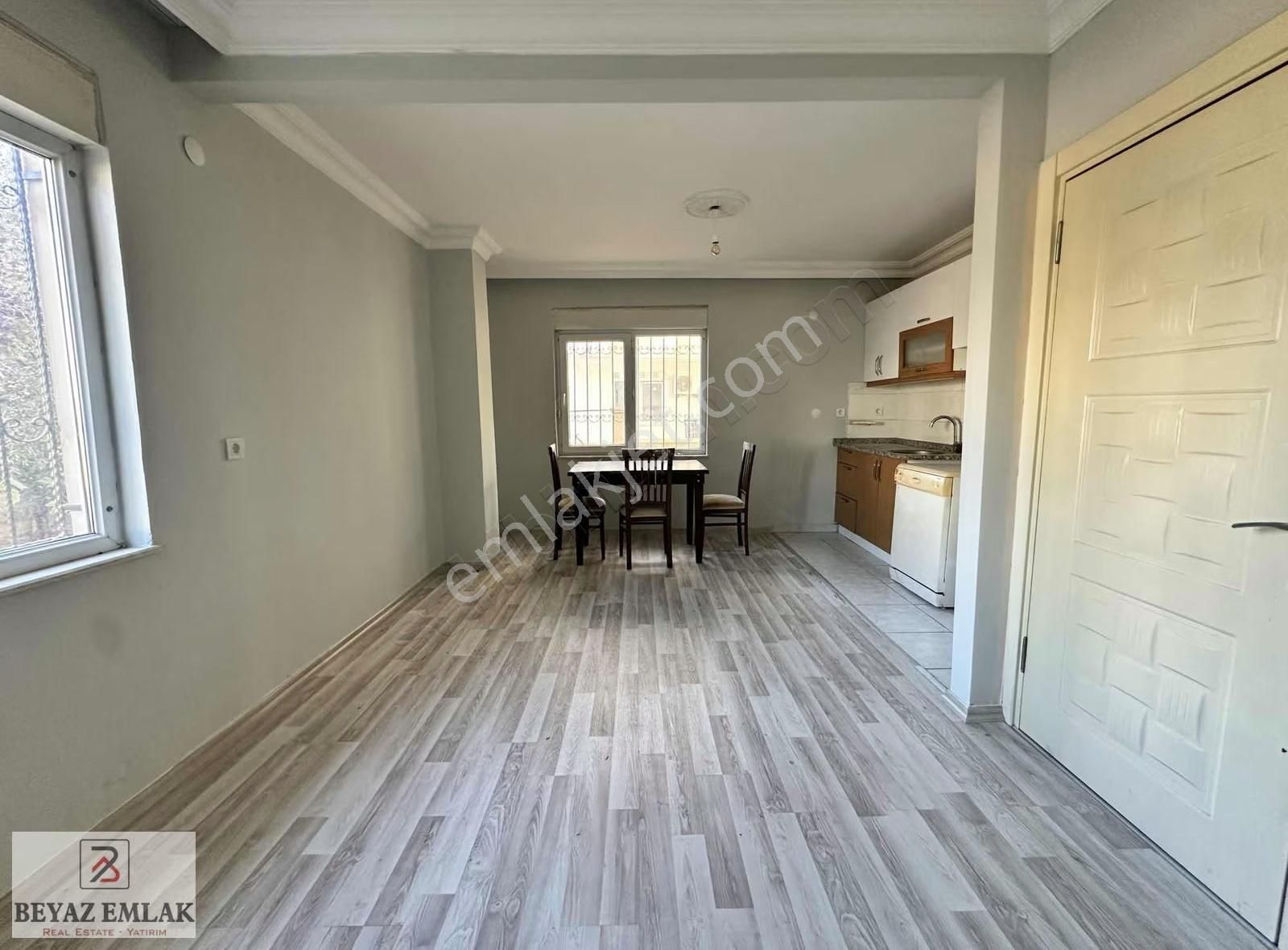 Mehmet Akif'te Hastane Yakını Yatırımlık Zemin 1+1 - Görsel 8