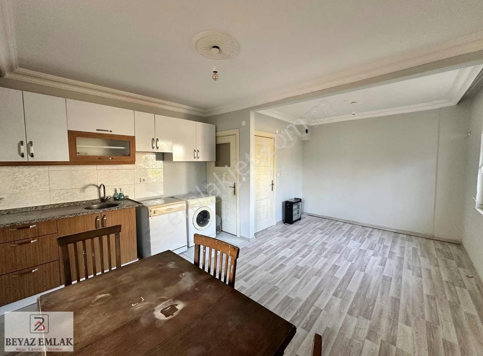 Mehmet Akif'te Hastane Yakını Yatırımlık Zemin 1+1