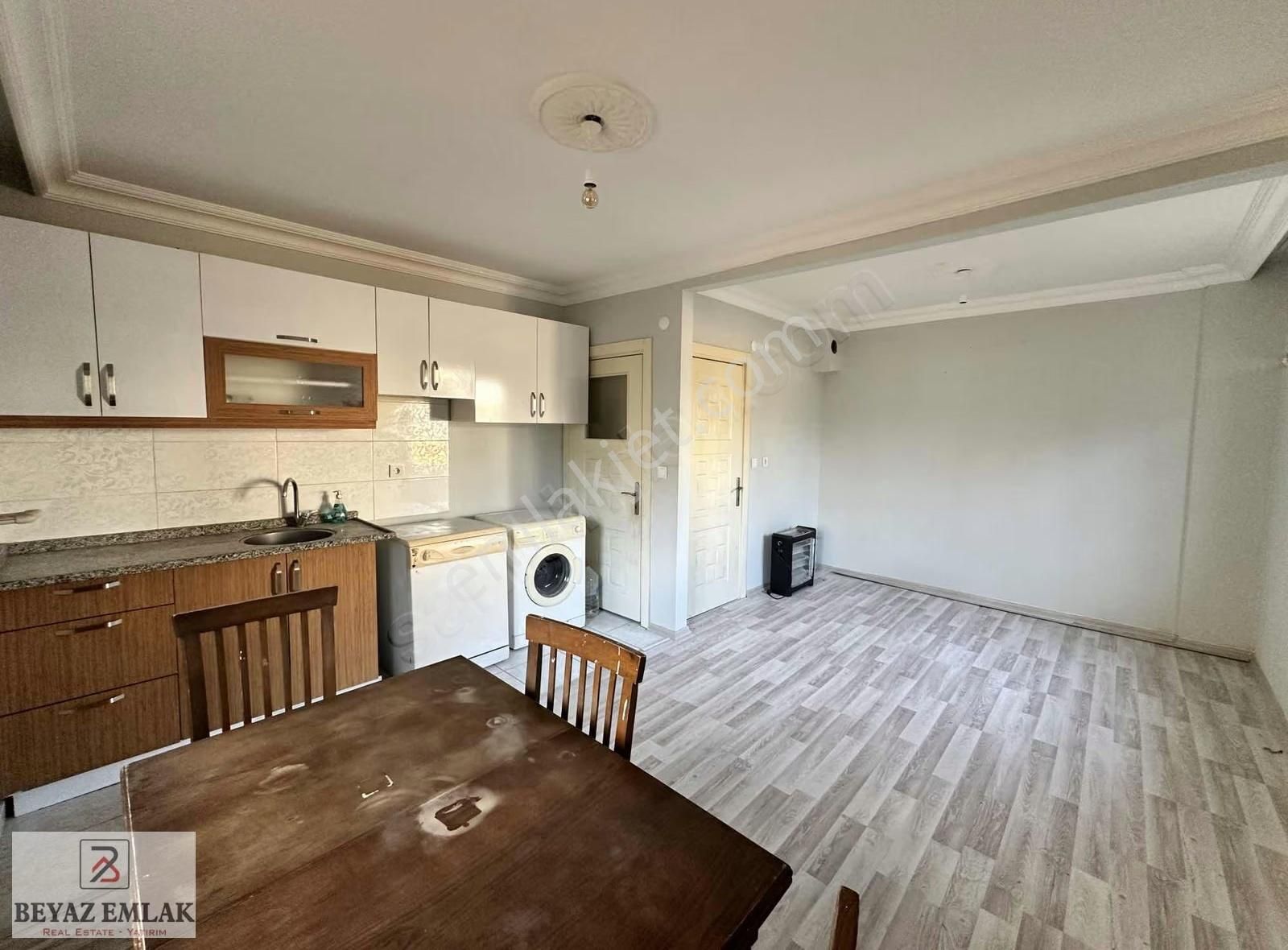 Mehmet Akif'te Hastane Yakını Yatırımlık Zemin 1+1 - Görsel 15