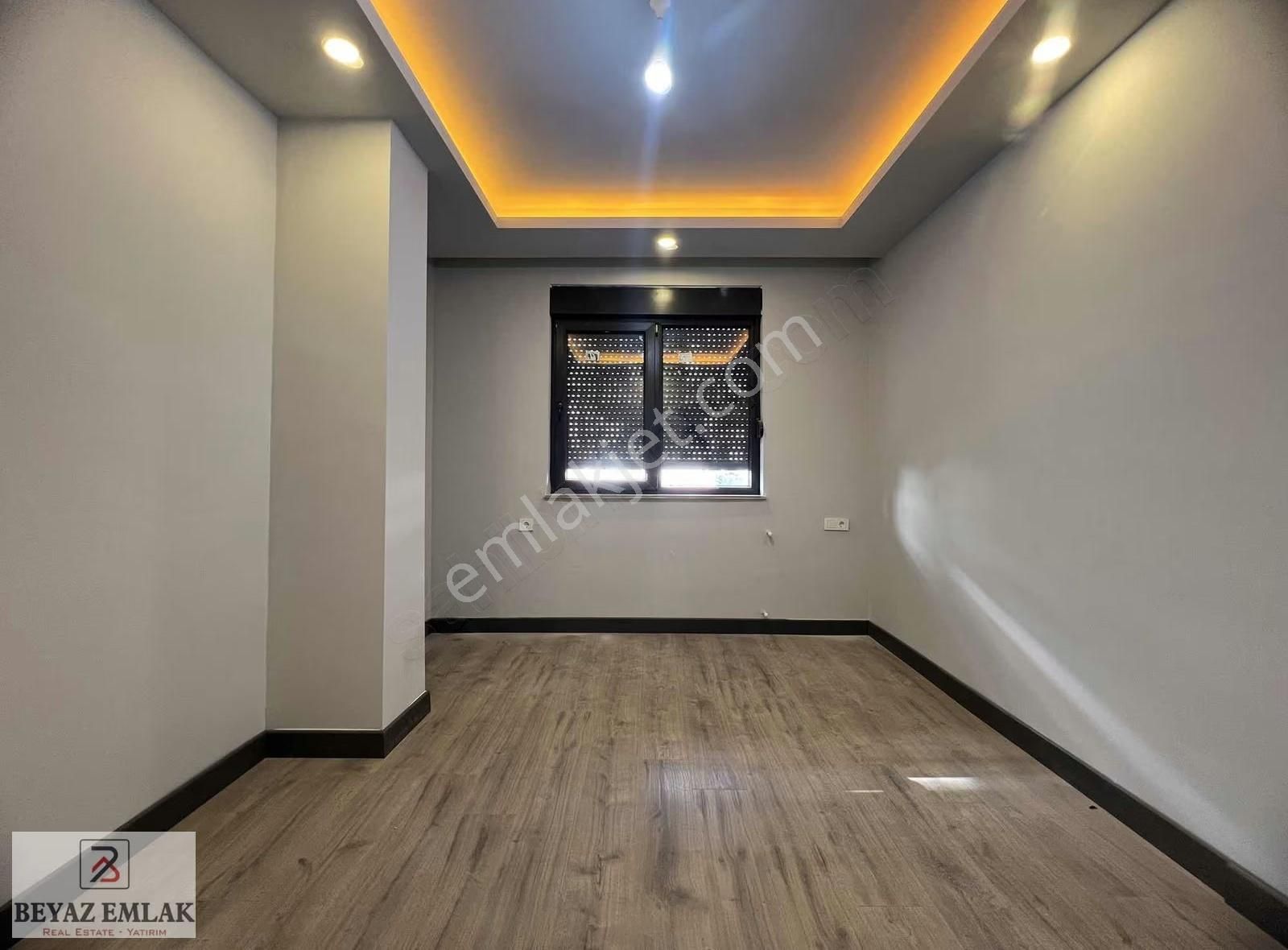 '' İzzet Begoviç Caddesi '' Üzeri Satılık Sıfır Katta 2+1 Daire - Görsel 6