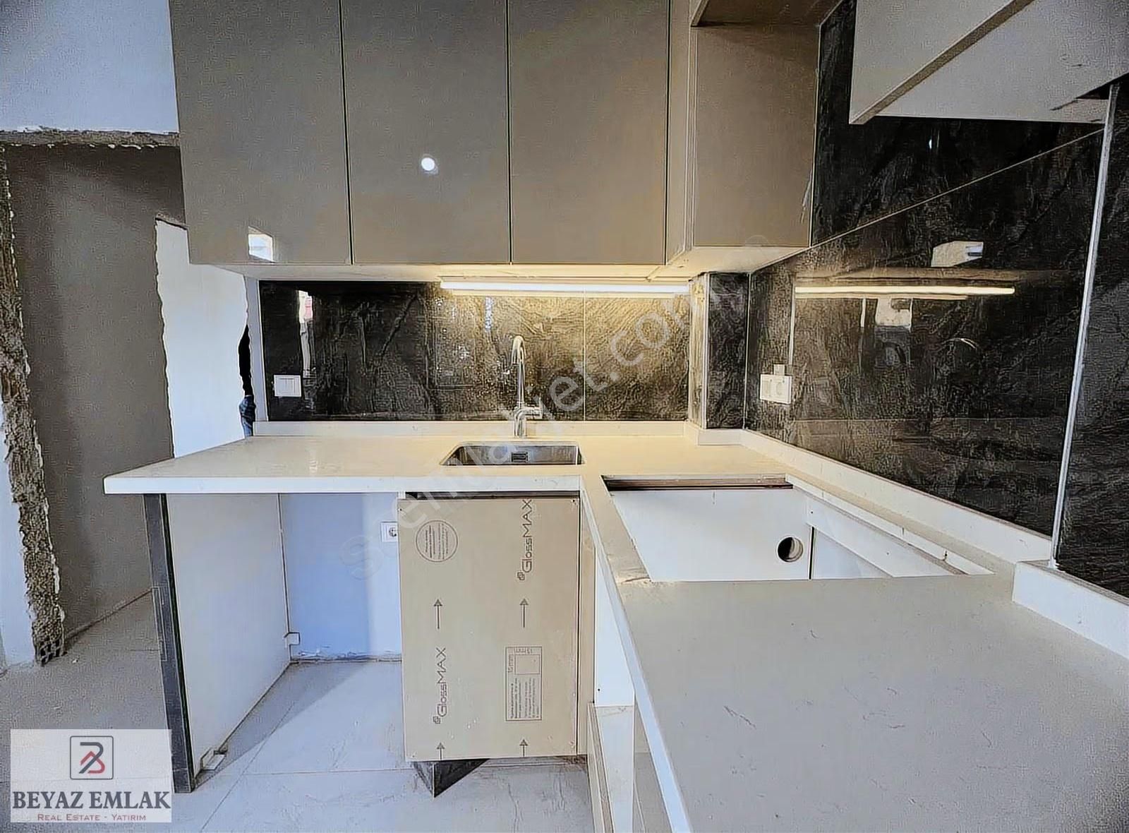 '' İzzet Begoviç Caddesi '' Üzeri Satılık Sıfır Katta 2+1 Daire - Görsel 18