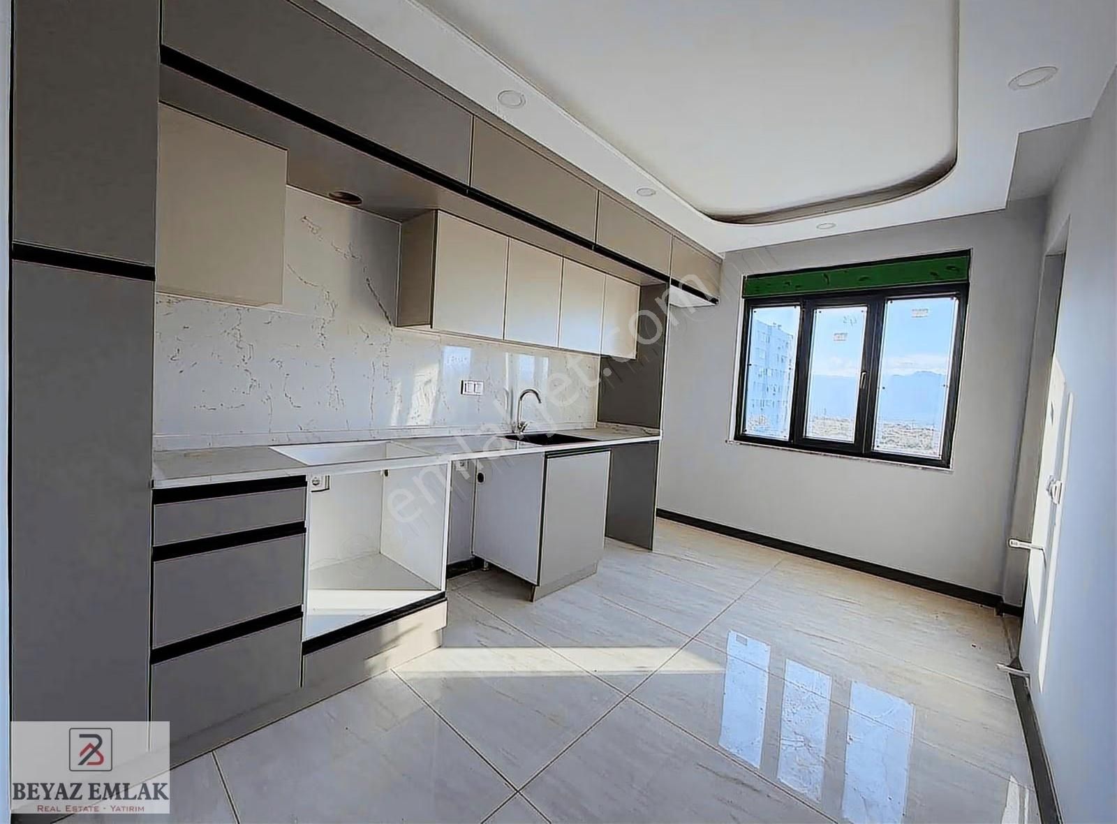 Çankaya Mah. Havuzlu Sitede Katta Lüks 2+1 İskanlı Sıfır Daire