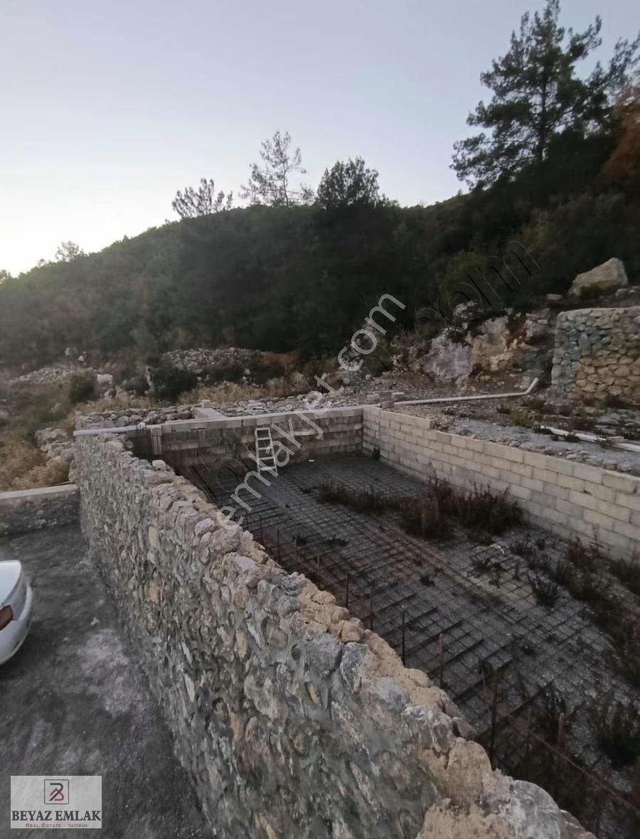 Alanya Gözübüyükde Satılık 1336m2 Arsa - Görsel 9