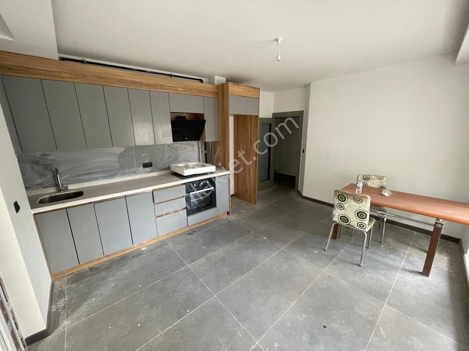 Mç Emlaktan Maraşal Çakmak Mah.2+1 Full Yapılı Satılık Daire - Görsel 2