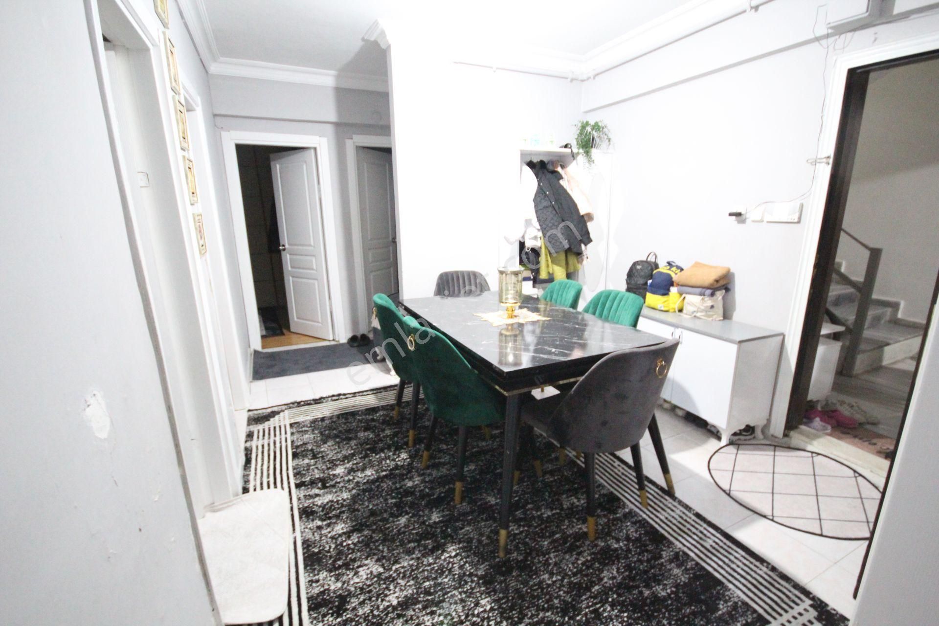 Old City'den Yayla Ulubatlı Hasan Cd 97 Yapımı Bina Düz Giriş 3+1 100m2 Fırsat Daire. - Görsel 8