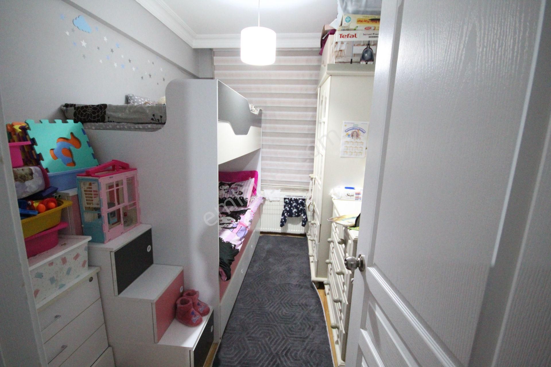 Old City'den Yayla Ulubatlı Hasan Cd 97 Yapımı Bina Düz Giriş 3+1 100m2 Fırsat Daire. - Görsel 12