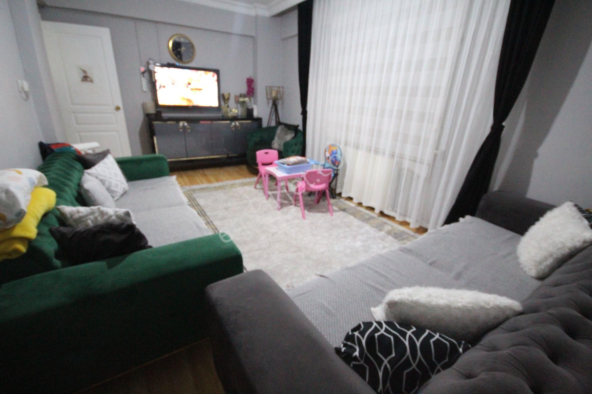 Old City'den Yayla Ulubatlı Hasan Cd 97 Yapımı Bina Düz Giriş 3+1 100m2 Fırsat Daire. - Görsel 7