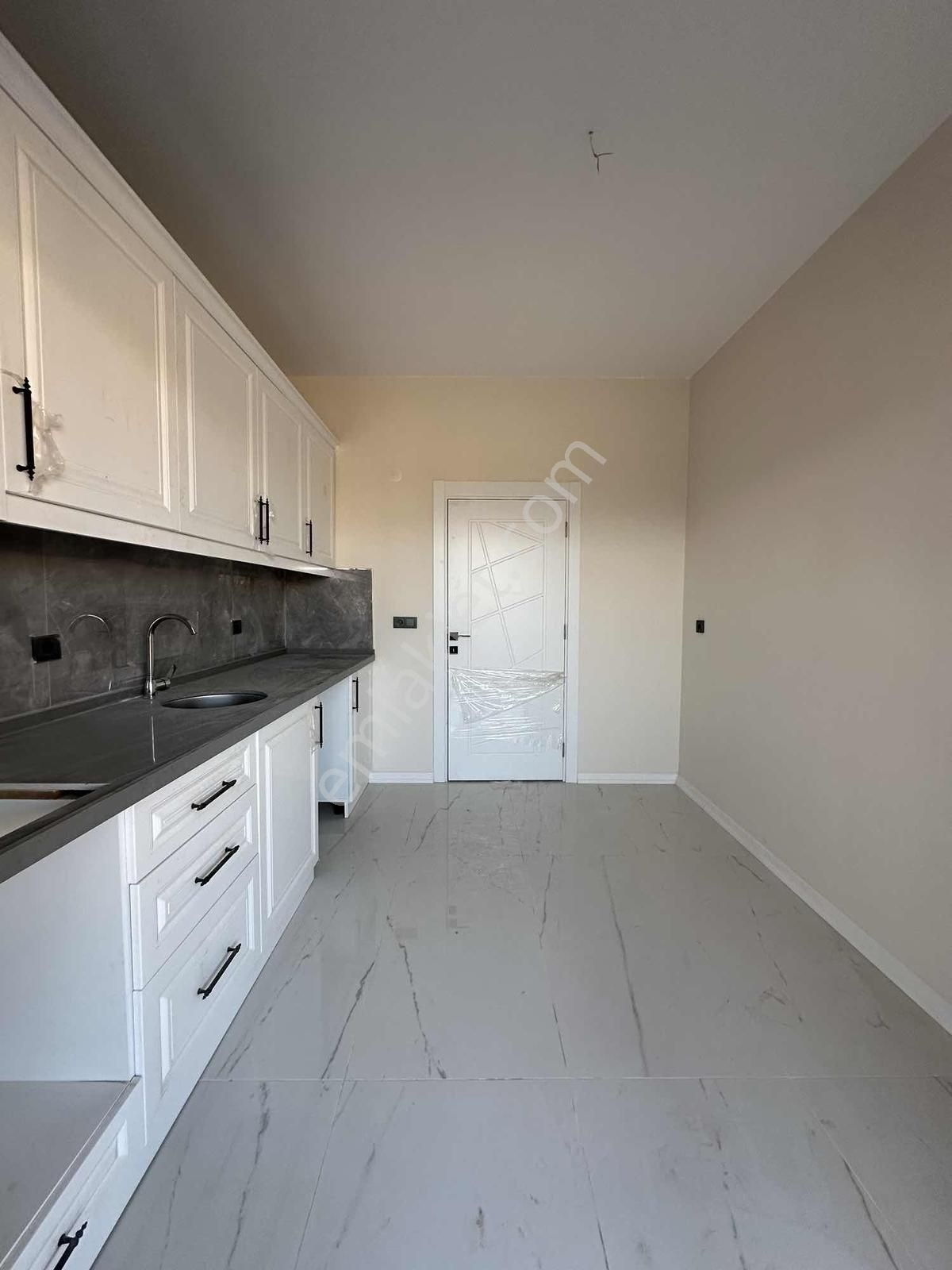 Akyıldızda Satılık Site İçi 2+1 Daire - Görsel 13