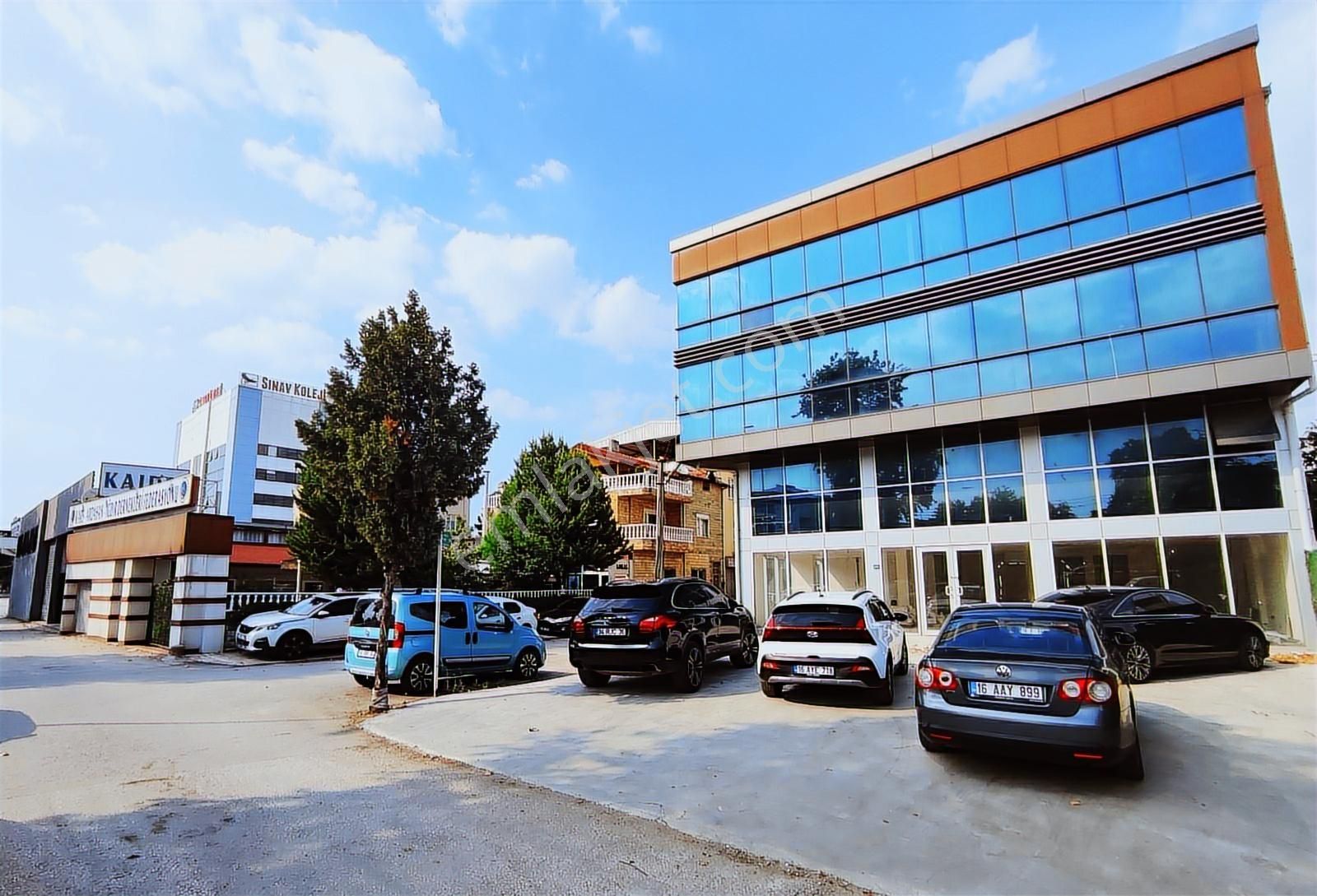 Beynil'den Ana Yol Üzeri Sıfır Kiralık Ofis - Görsel 2