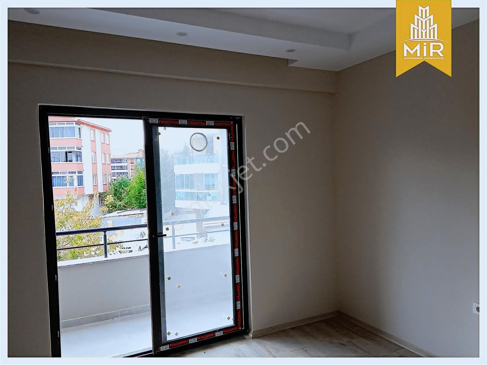 Mir'den Balıkesir Gop Adliye Yakını Satılık Balkonlu 1+1 Daire - Görsel 21