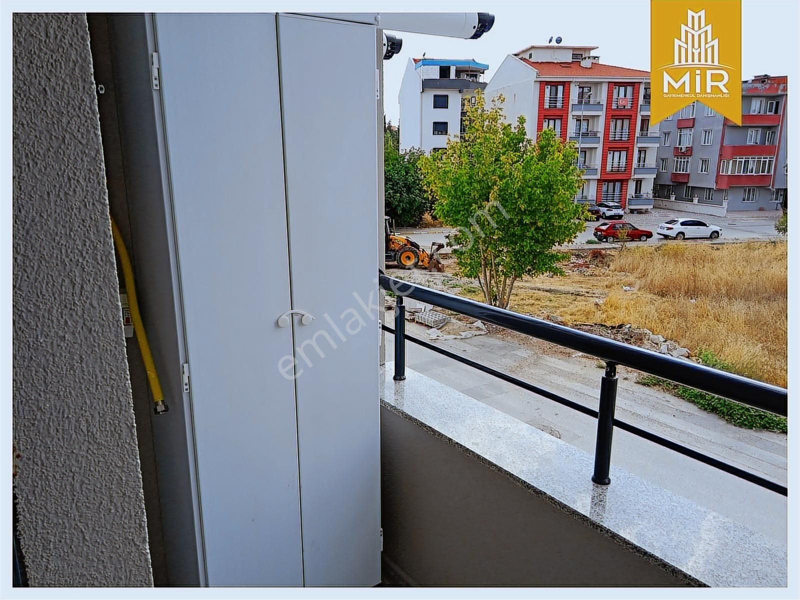 Mir'den Balıkesir Gop Adliye Yakını Satılık Balkonlu 1+1 Daire - Görsel 7