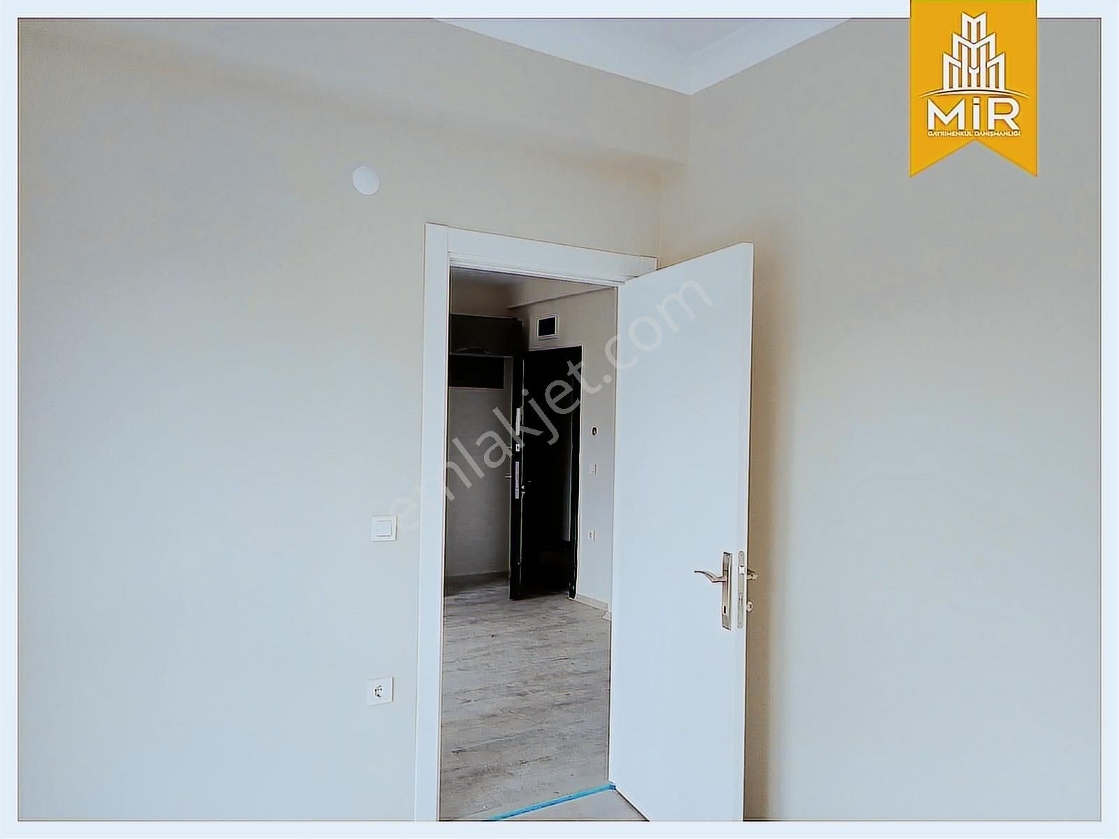 Mir'den Balıkesir Gop Adliye Yakını Satılık Balkonlu 1+1 Daire - Görsel 5