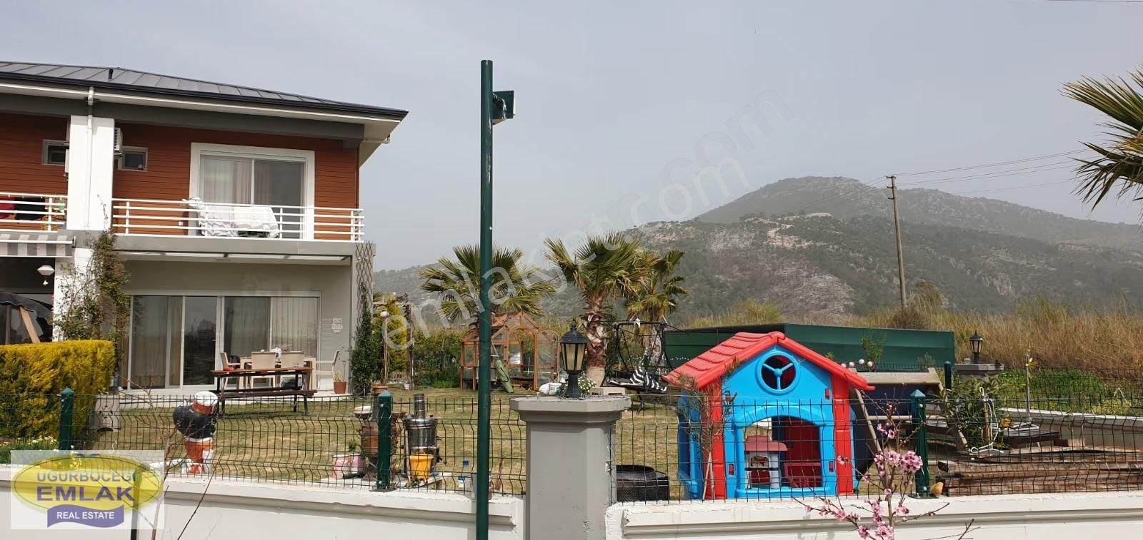 Karaçalı Da Site İçerisinde Satılık 2+1 İkizvilla