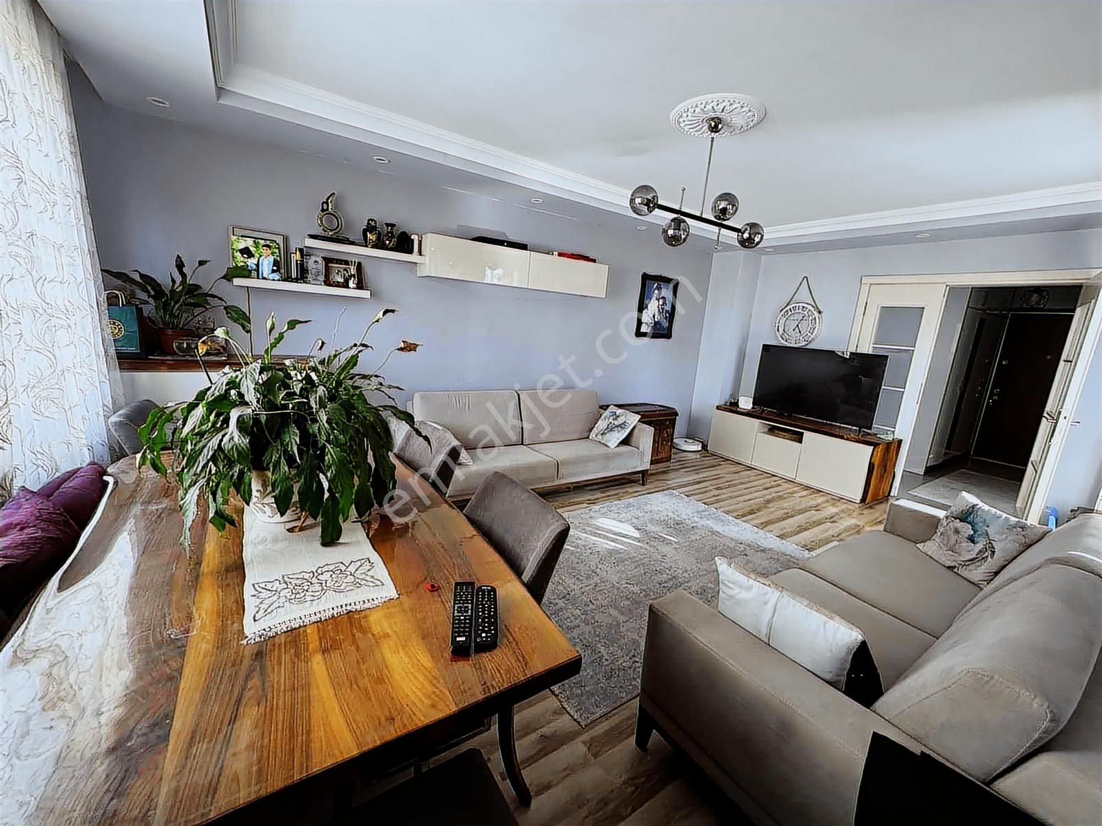 Dalaman Merkez'de Full Kredili Asansörlü Ara Kat 3+1 Daire - Görsel 10