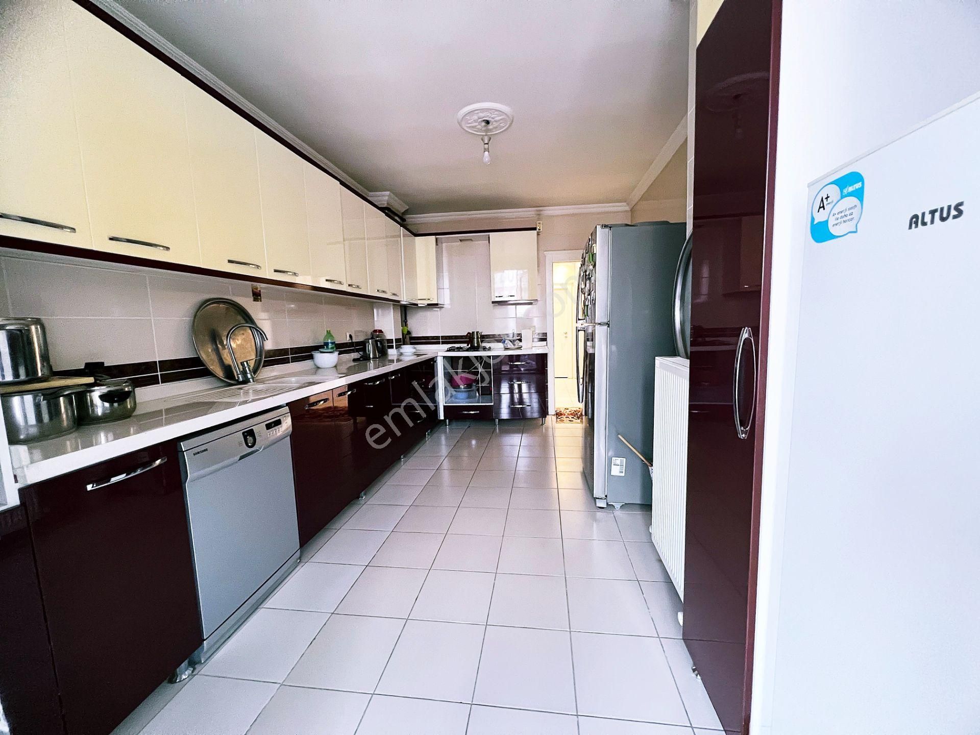 Cihandan Sancaktepe Mah Göbeği 4+1 Manzaralı Acil Satlık Dubleks - Görsel 3