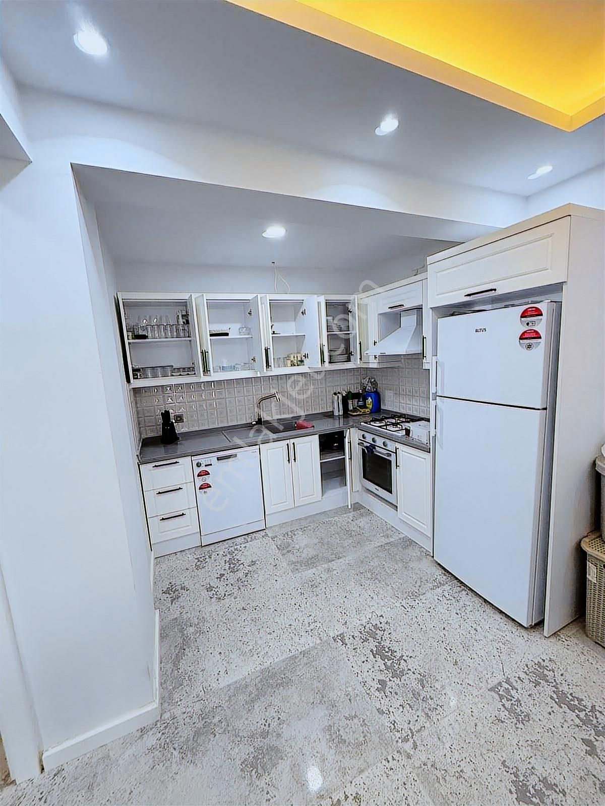 Ortaca Yerbelen De Eşyalı 4+1 Ebev. Ban.jakuzi Li Satılık Villa - Görsel 2