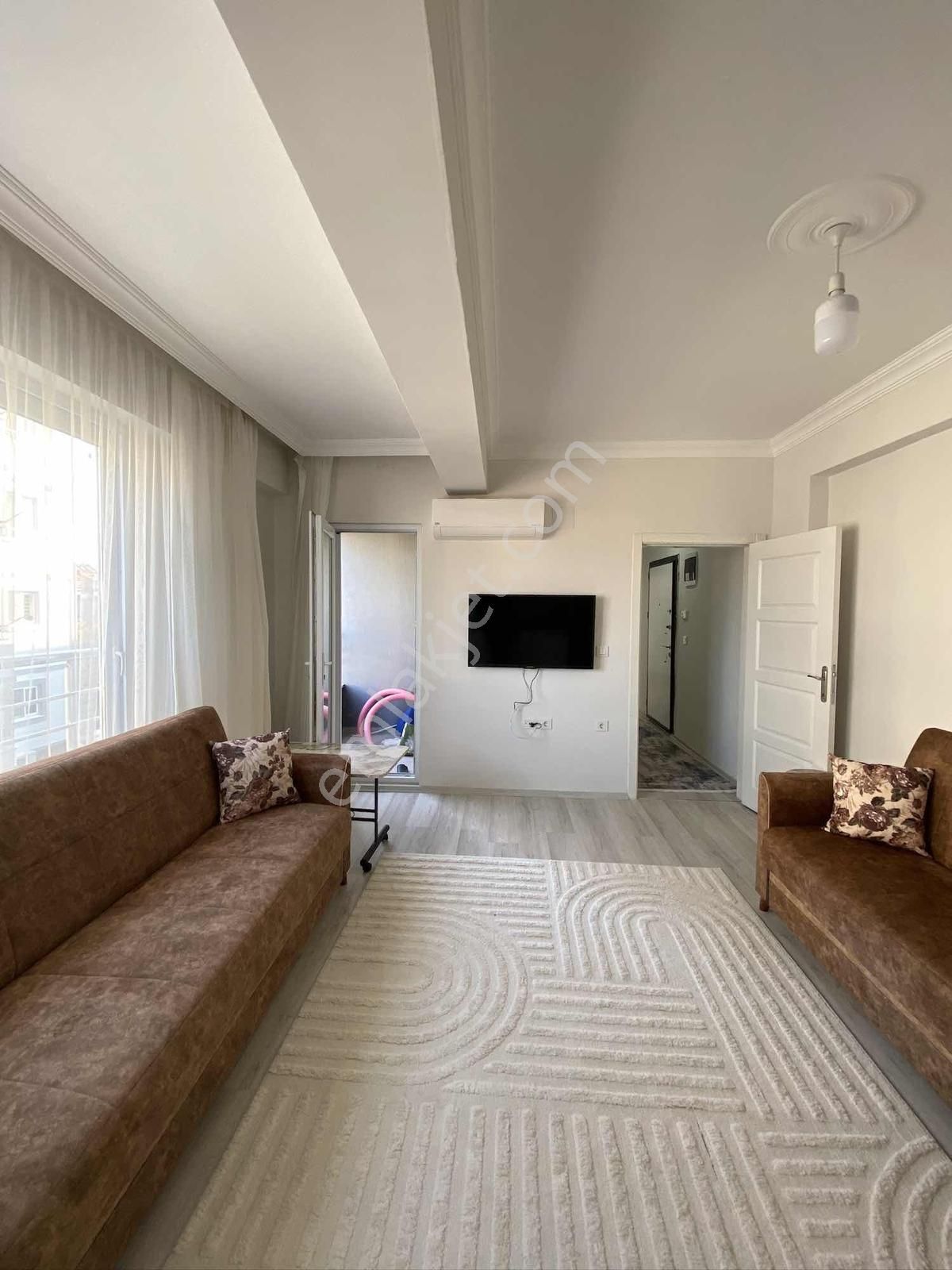 Altıntas Mah 1+1 Eşyalı Asansörlü Satılık Daire - Görsel 4