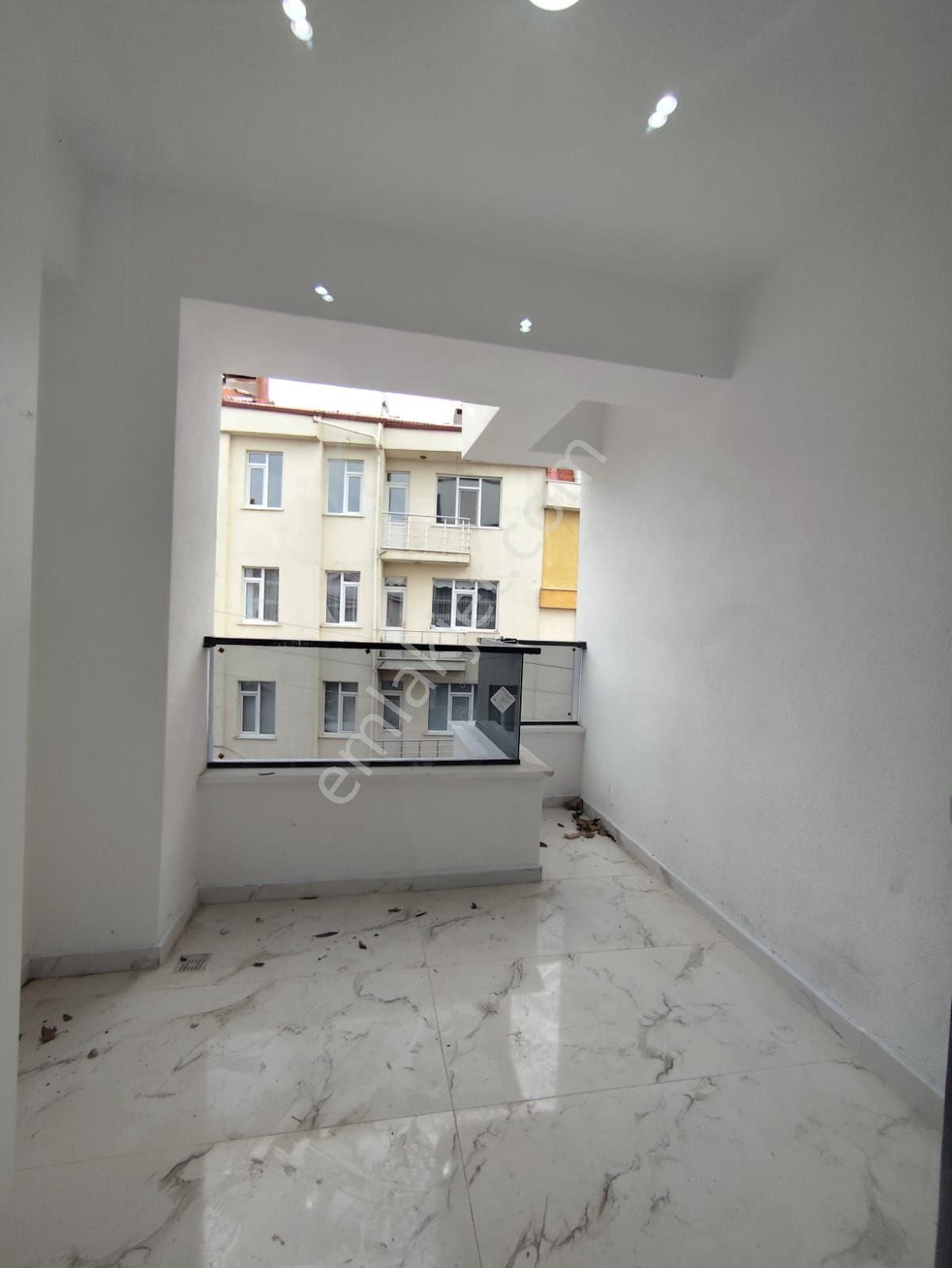 Çamlıca Mahallesi Gündüz Ökçün Yakını Sıfır 120m2 2adet Satılık 2+1 - Görsel 4