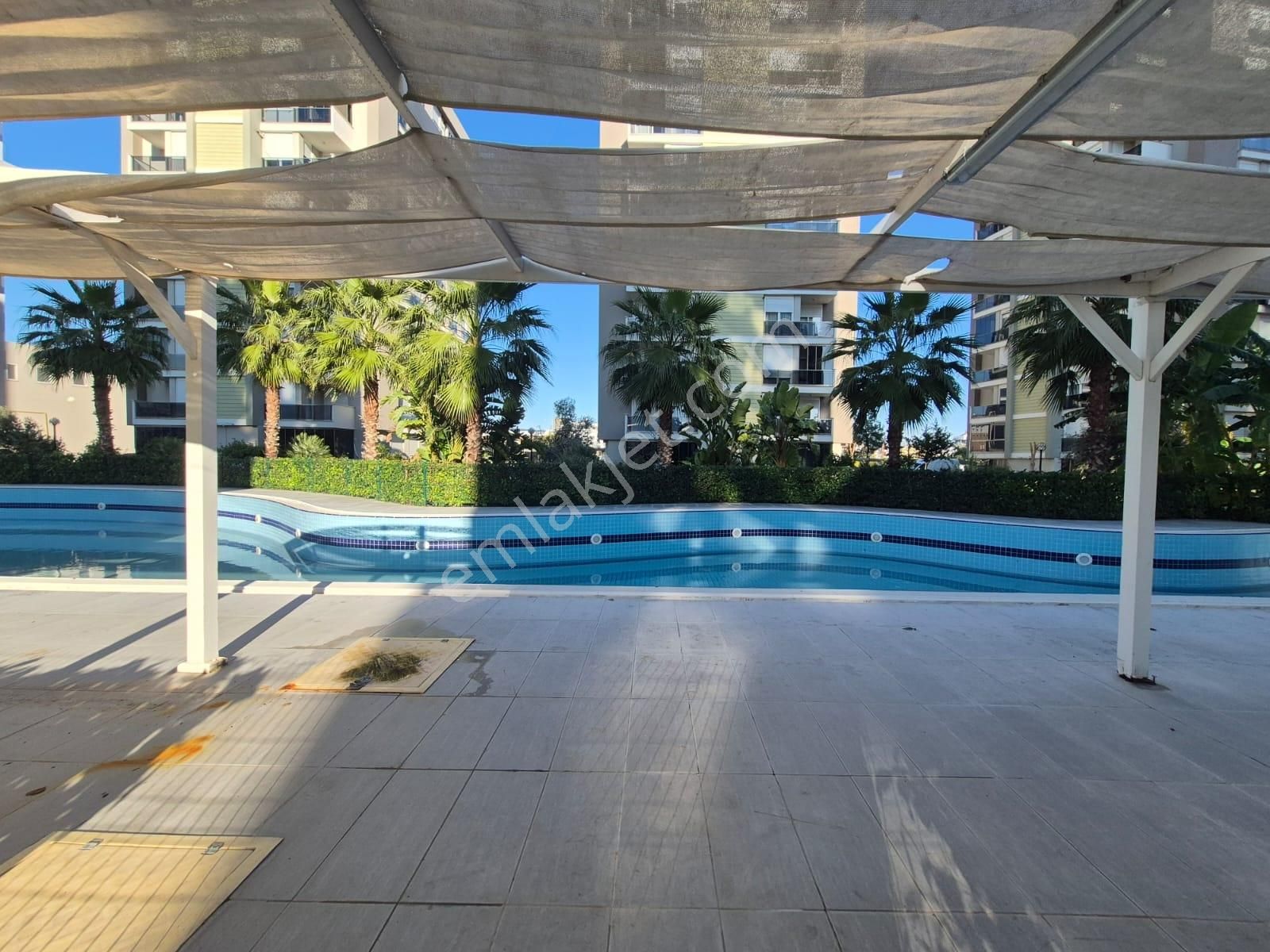 Yeni Emek Mah.de Site İçerisinde Havuzlu Doğalgazlı Giriş 2+1 - Görsel 13