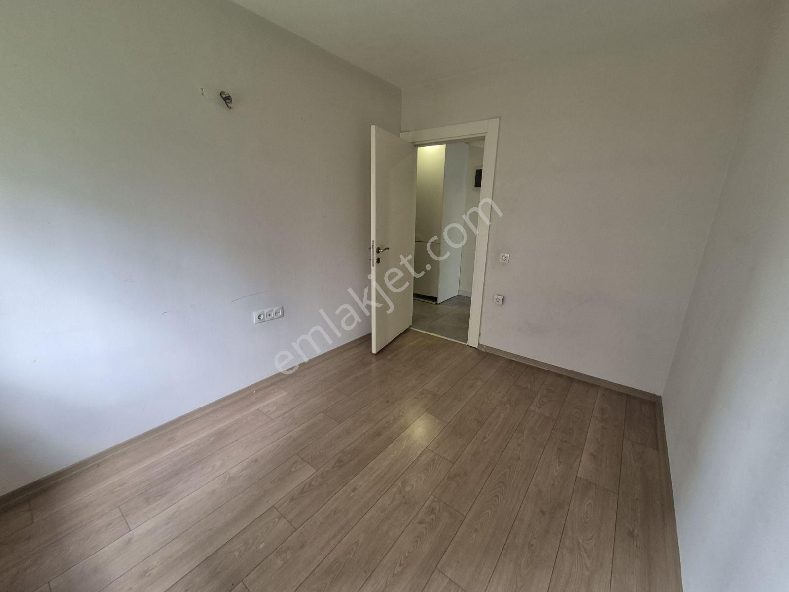 Yeni Emek Mah.de Site İçerisinde Havuzlu Doğalgazlı Giriş 2+1 - Görsel 30