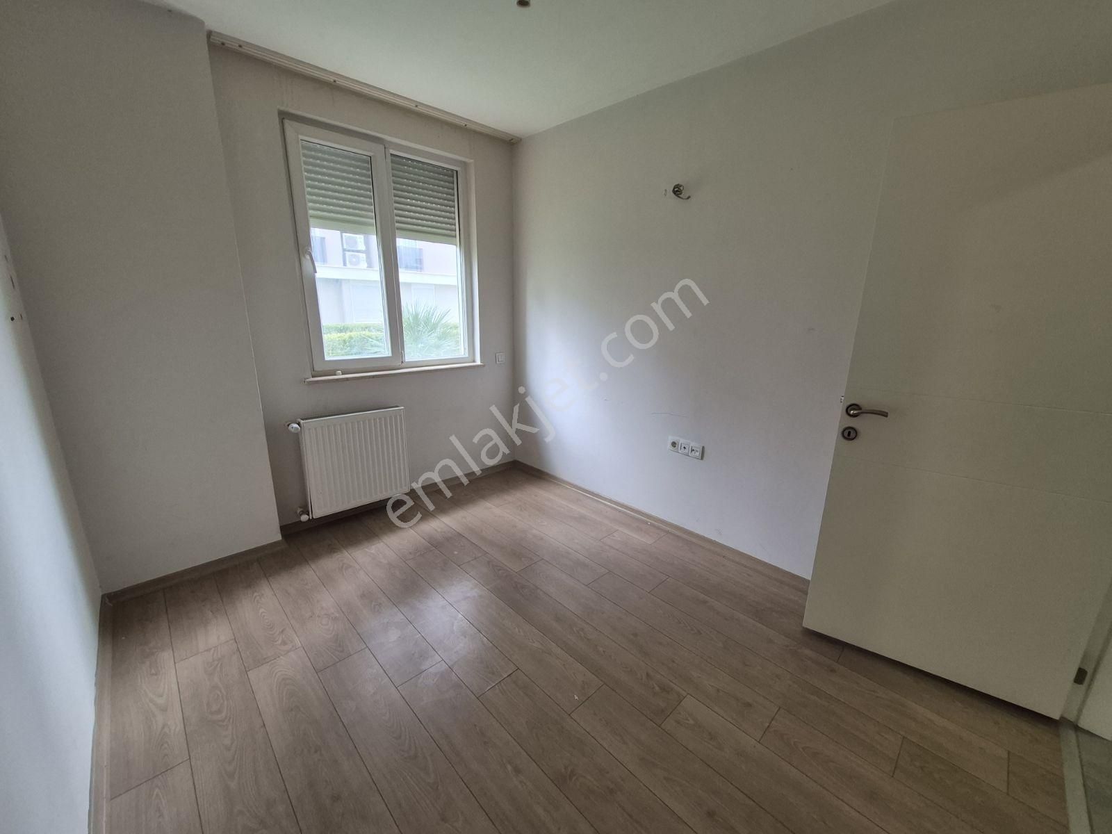 Yeni Emek Mah.de Site İçerisinde Havuzlu Doğalgazlı Giriş 2+1 - Görsel 31