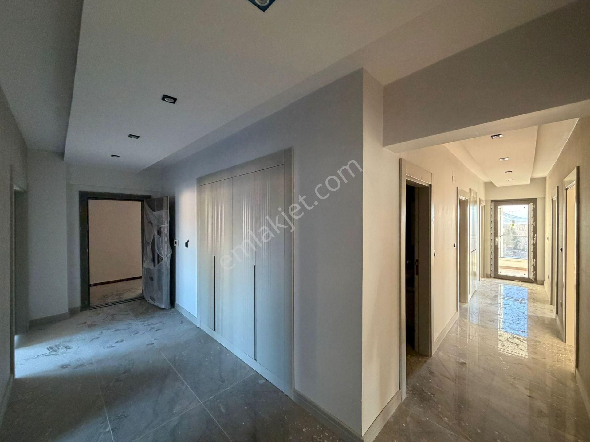 E.gökal Bor Yoluna Cephe Mackbear Cafe Yanı 4+1 Lüx Yapılı Daire - Görsel 19
