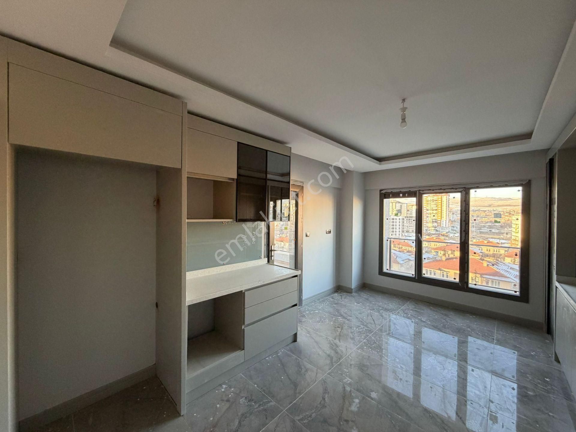 E.gökal Bor Yoluna Cephe Mackbear Cafe Yanı 4+1 Lüx Yapılı Daire - Görsel 5