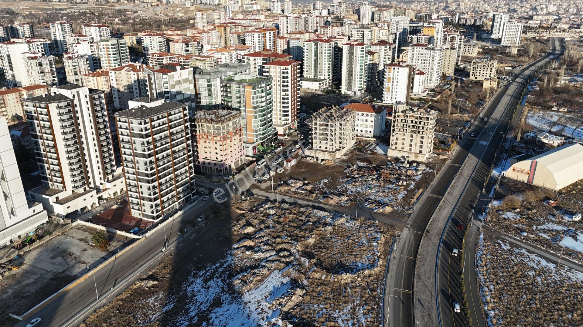 E.gökal Bor Yoluna Cephe Mackbear Cafe Yanı 4+1 Lüx Yapılı Daire - Görsel 35