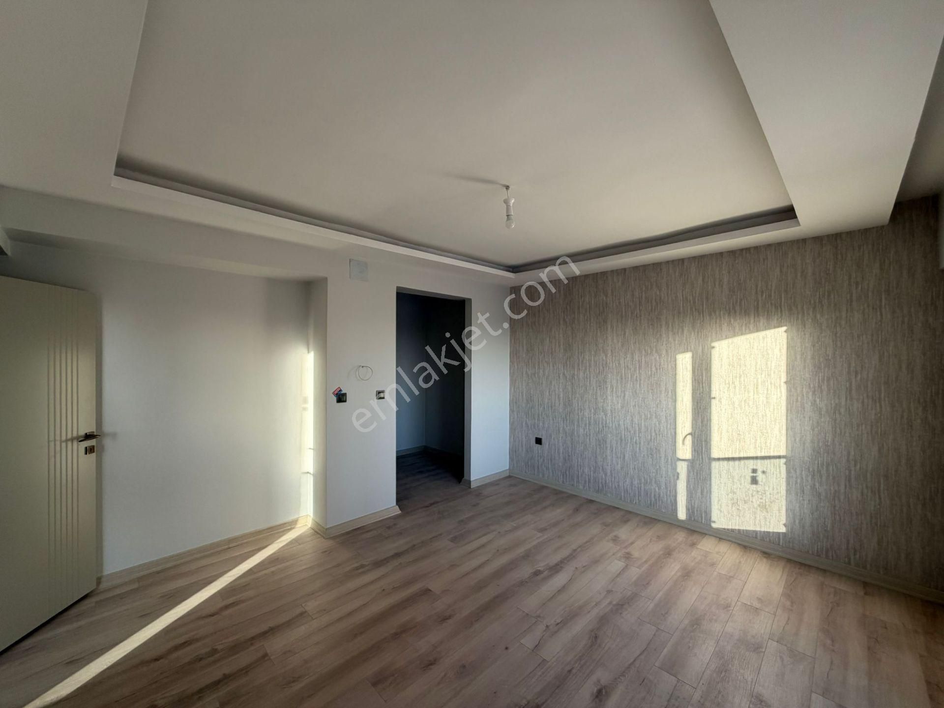 E.gökal Bor Yoluna Cephe Mackbear Cafe Yanı 4+1 Lüx Yapılı Daire - Görsel 16