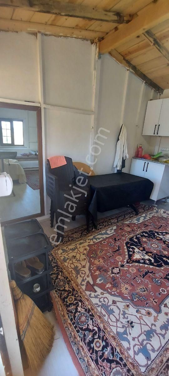 Acil Sahibinden Çatalca Başakköyde Köy İçi Arsa Parasına 1+0 Ev - Görsel 17