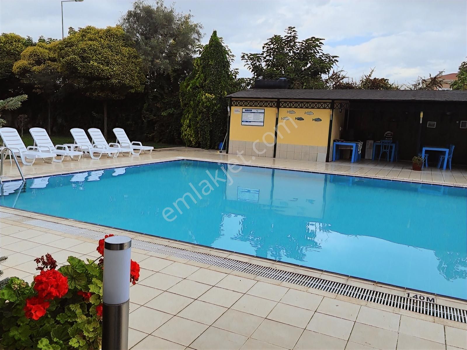 Başkan Emlaktan Satılık Batıkent Hasbahçe Evlerinde 3+1 Daire