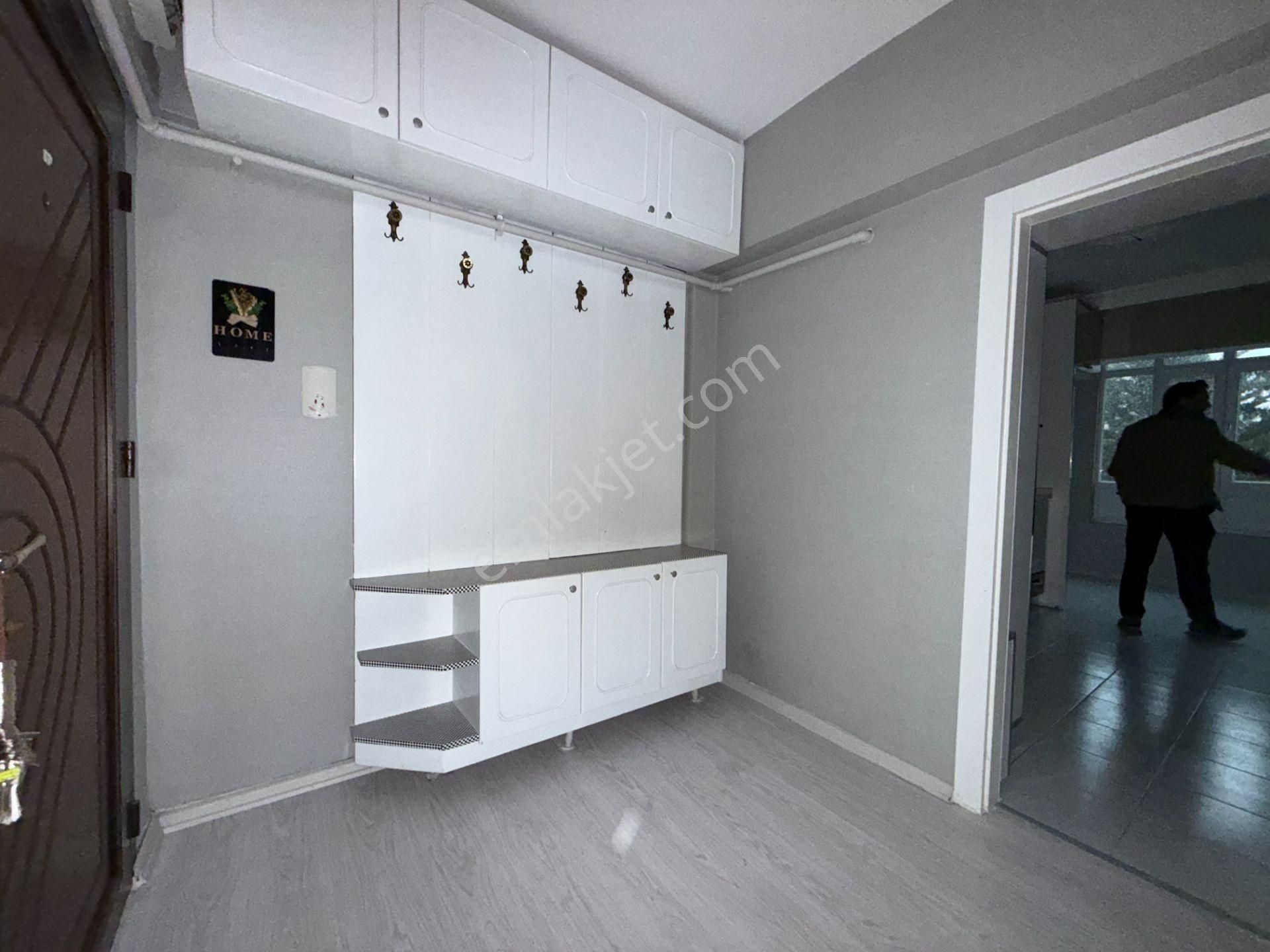 Pursaklar Ufuk Kılıç Emlak'tan Merkezde 3+1 Masrafsız Orta Kat Daire - Görsel 27