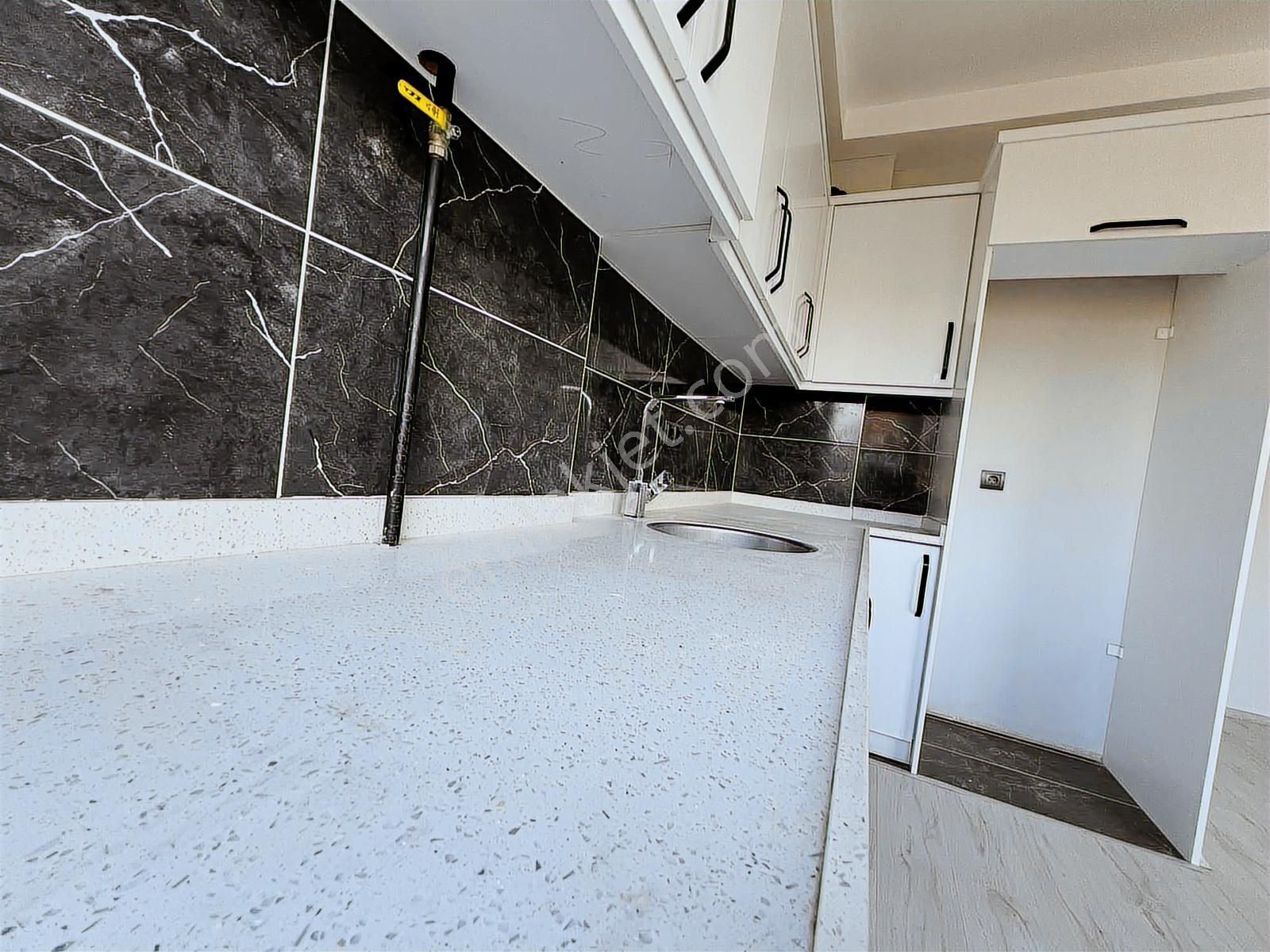 Fırsat 2+1 Daire Yenicami Söke - Görsel 5