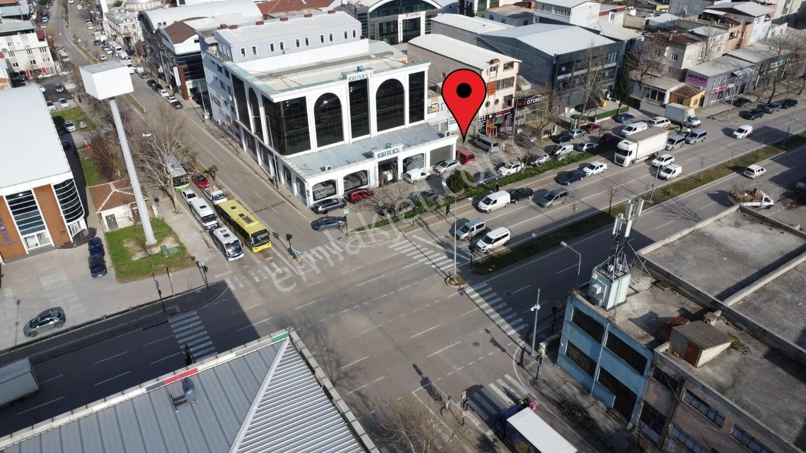 Muhsin Yazıcıoğlu Bulvarı Üzerinde 300 M2 (2 Katlı Dükkan)