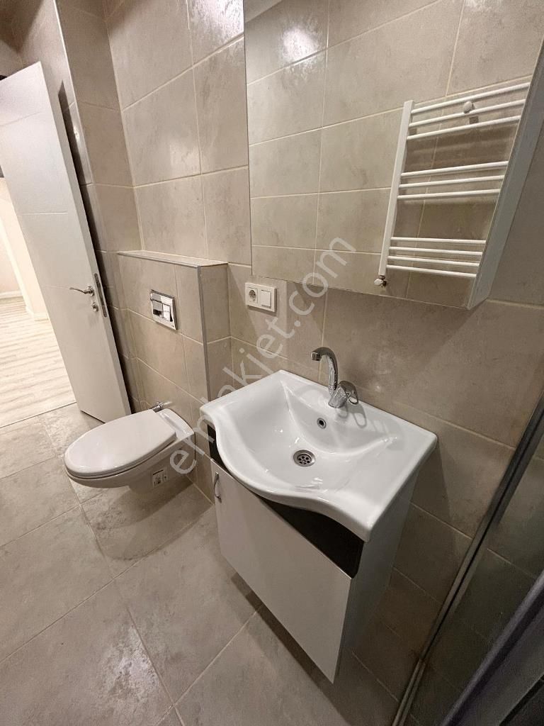 Altıntepe'de Sıfır Muhteşem Bahçe Teraslı Otoparklı 1+ - Görsel 19