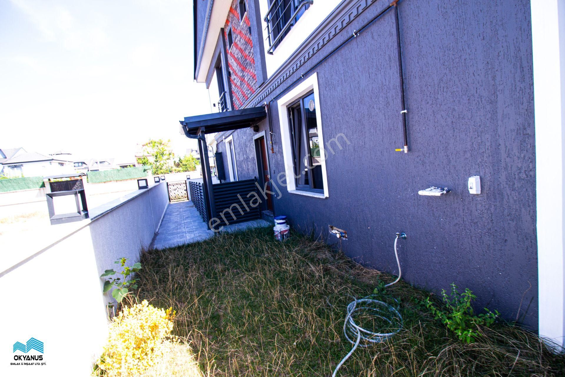 Kocaali De Deniz Gören Geniş Bahçe Ve Şık Tasarımlı 3+1 Villa - Görsel 5