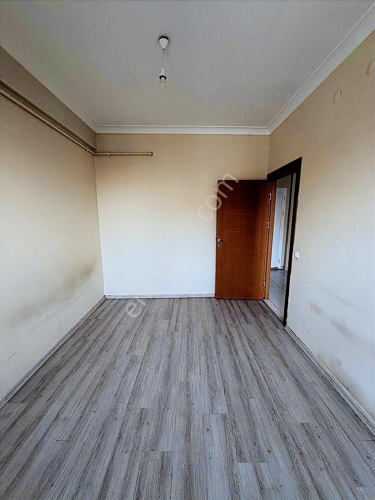 Sütlüce Mah. İçem Kapısı Yanı Asansörlü Satılık 2+0 Daire - Görsel 9