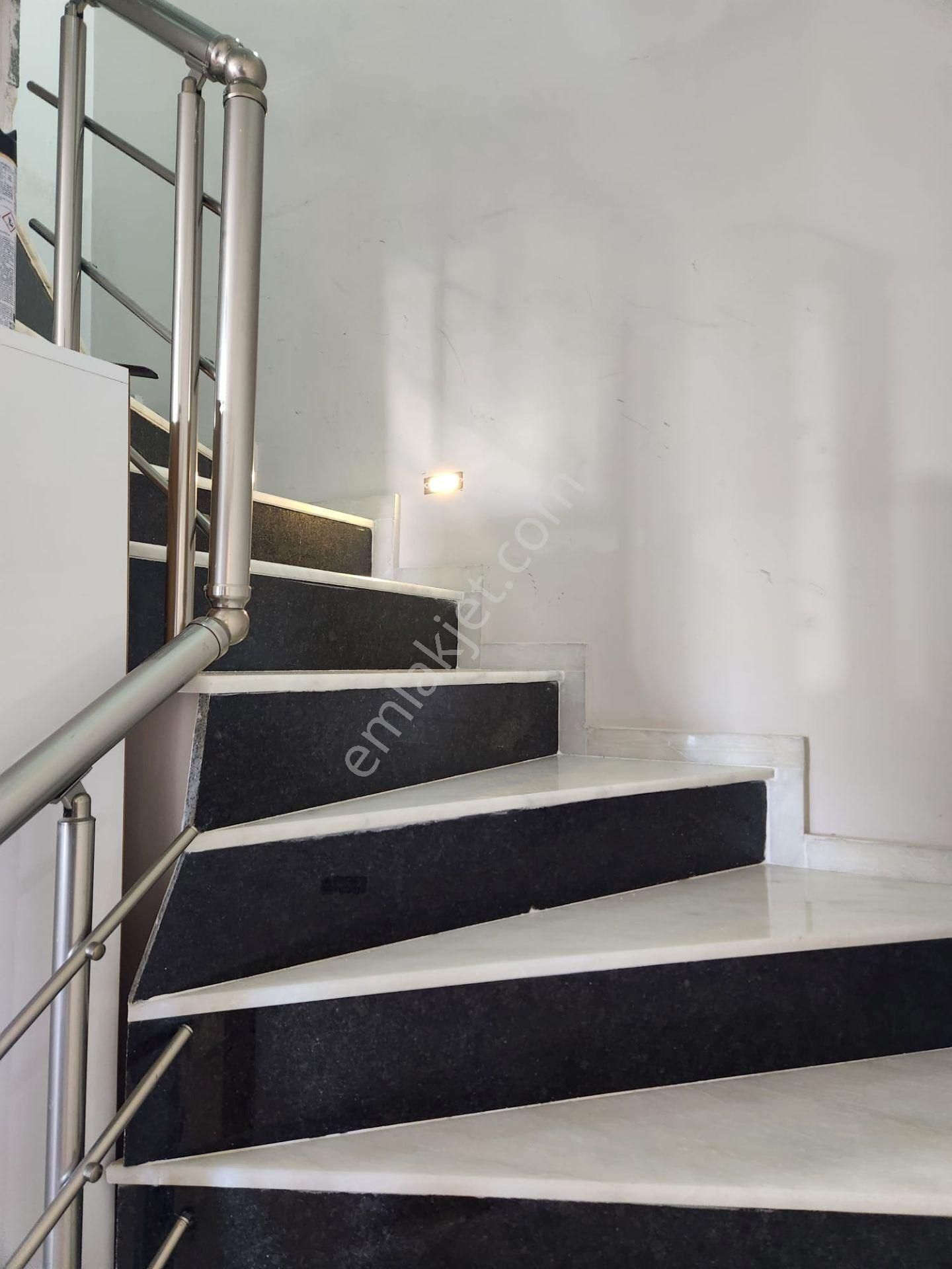 Çamlıkta Altınkuma 300mt Asansörlü Kapalı Ptoparklı Eşyalı 3+1 Dubleks Daire - Görsel 23