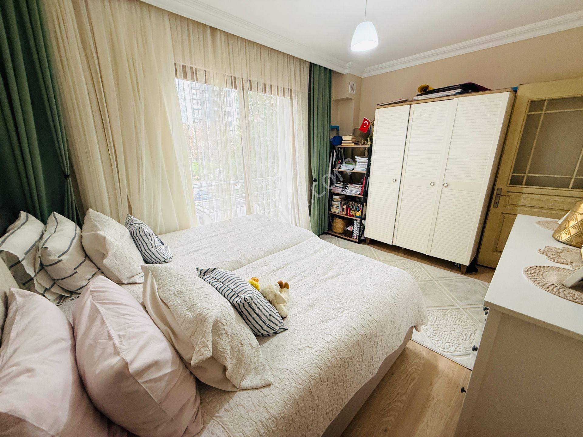 Karşıyaka Şemiklerde İzbana Yakın Çift Cepheli Satılık 2+1 Daire - Görsel 19