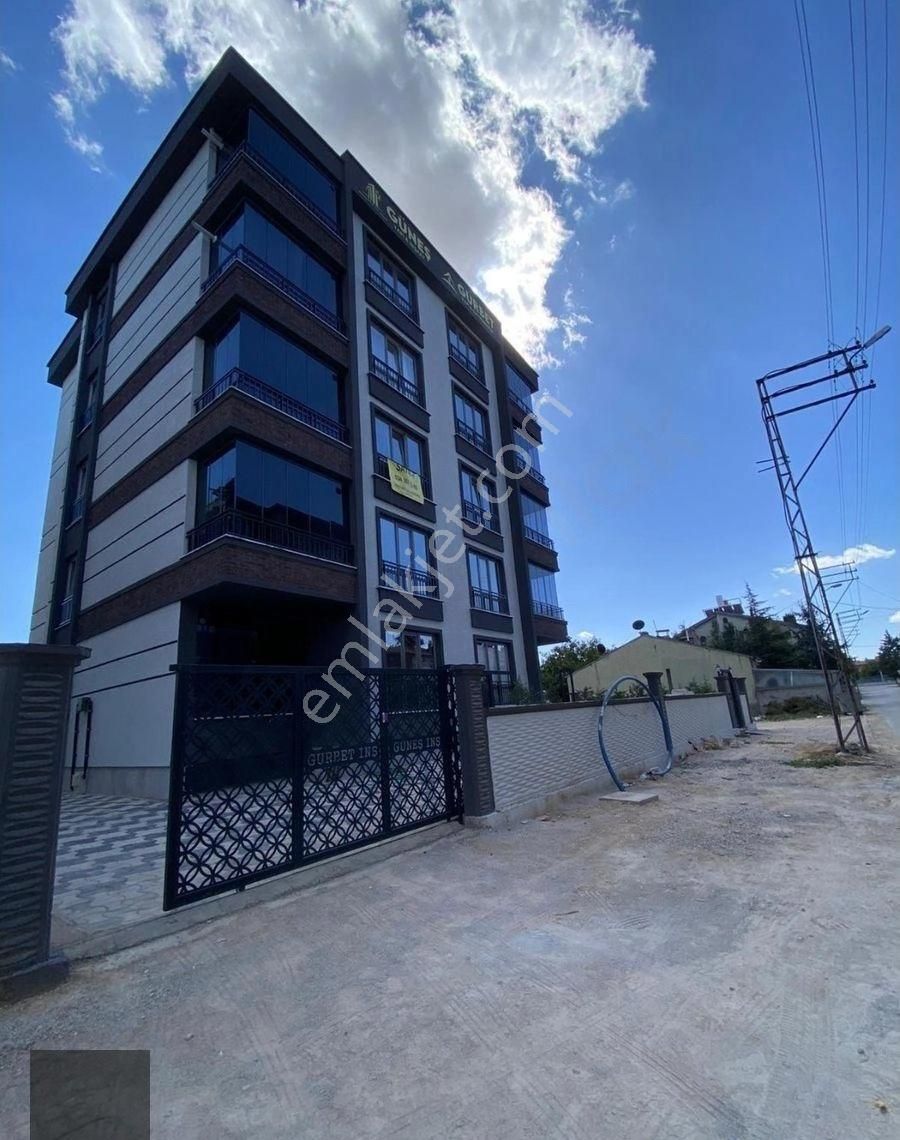 Meram Uluğbeyde Satılık 2+1 Daireler - Görsel 22