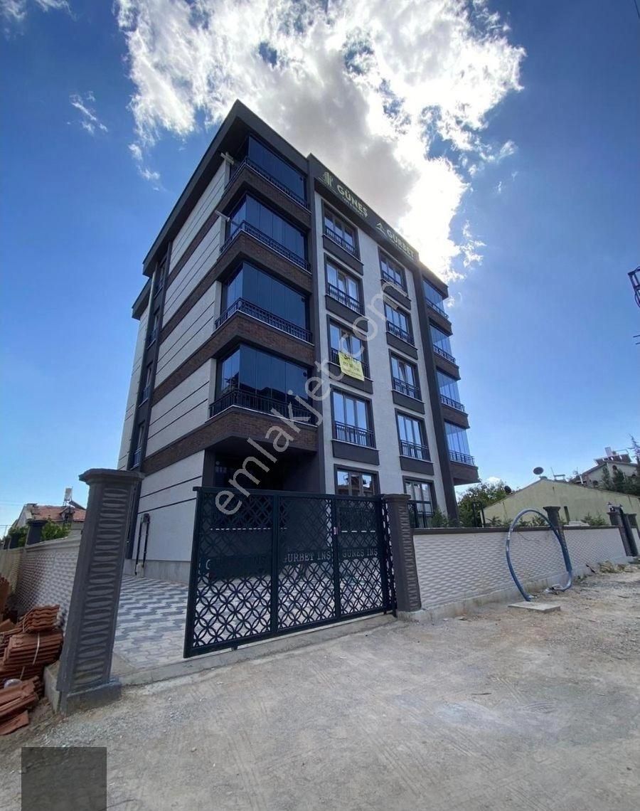 Meram Uluğbeyde Satılık 2+1 Daireler - Görsel 25