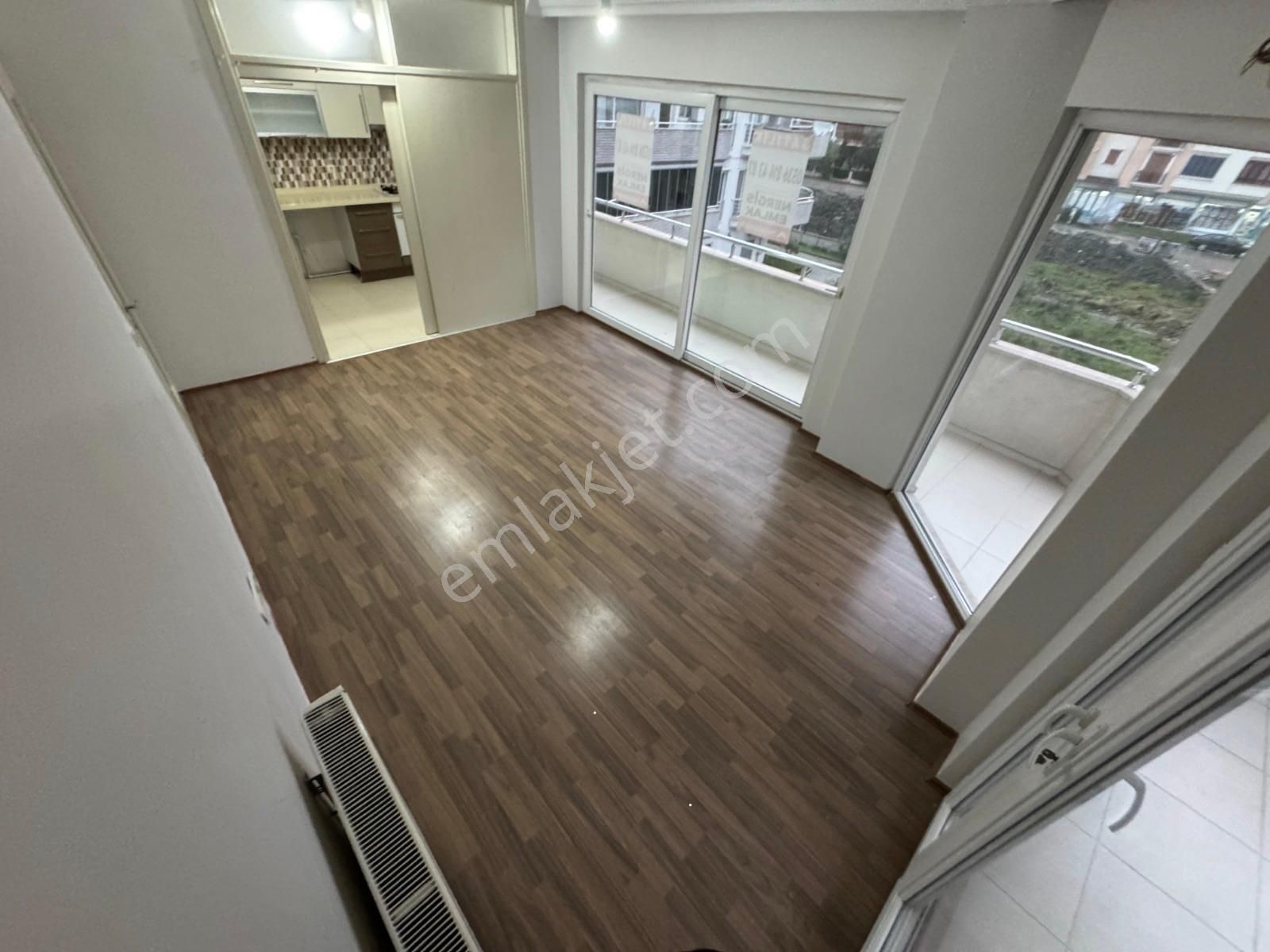 Akçay Köşemden Havuzlu Ön Cephe Ara Kat 2+1 Satılık Daire - Görsel 17