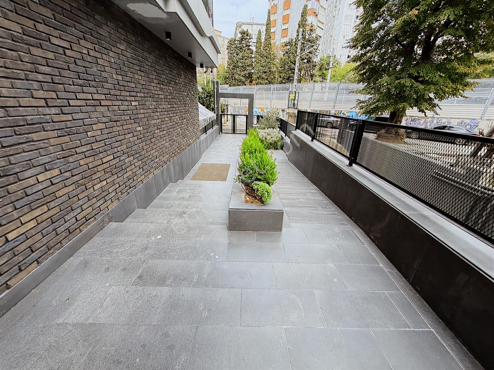 Erenköyde Bağdata Yakın 110m2 Ultra Lüks Sıfır Satılık 3+1daire - Görsel 25