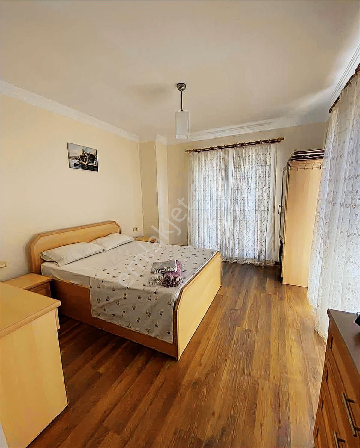 Fethiye Yanıklar'da Site İçinde Eşyalı Kiralık 4+1 Müstail Villa - Görsel 13