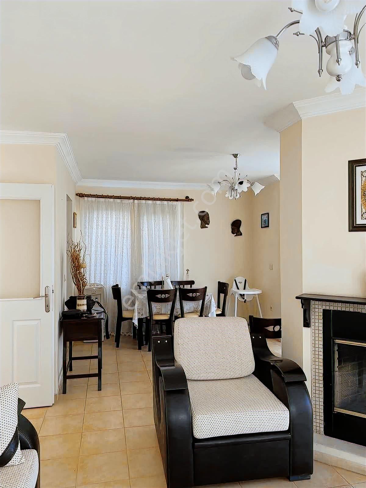 Fethiye Yanıklar'da Site İçinde Eşyalı Kiralık 4+1 Müstail Villa - Görsel 15