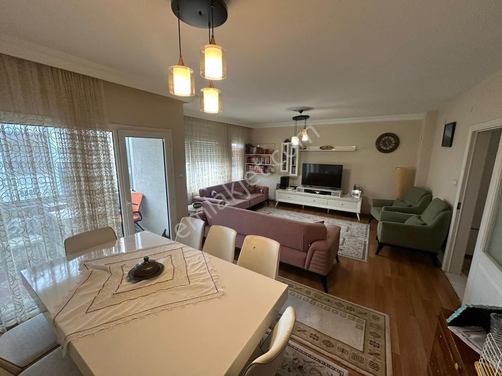 Beylikdüzü Yakuplu Marmara İhlas Marmara Evleri 1.kısım Da 130 M2 3+1 Temiz Satılık Daire - Görsel 16