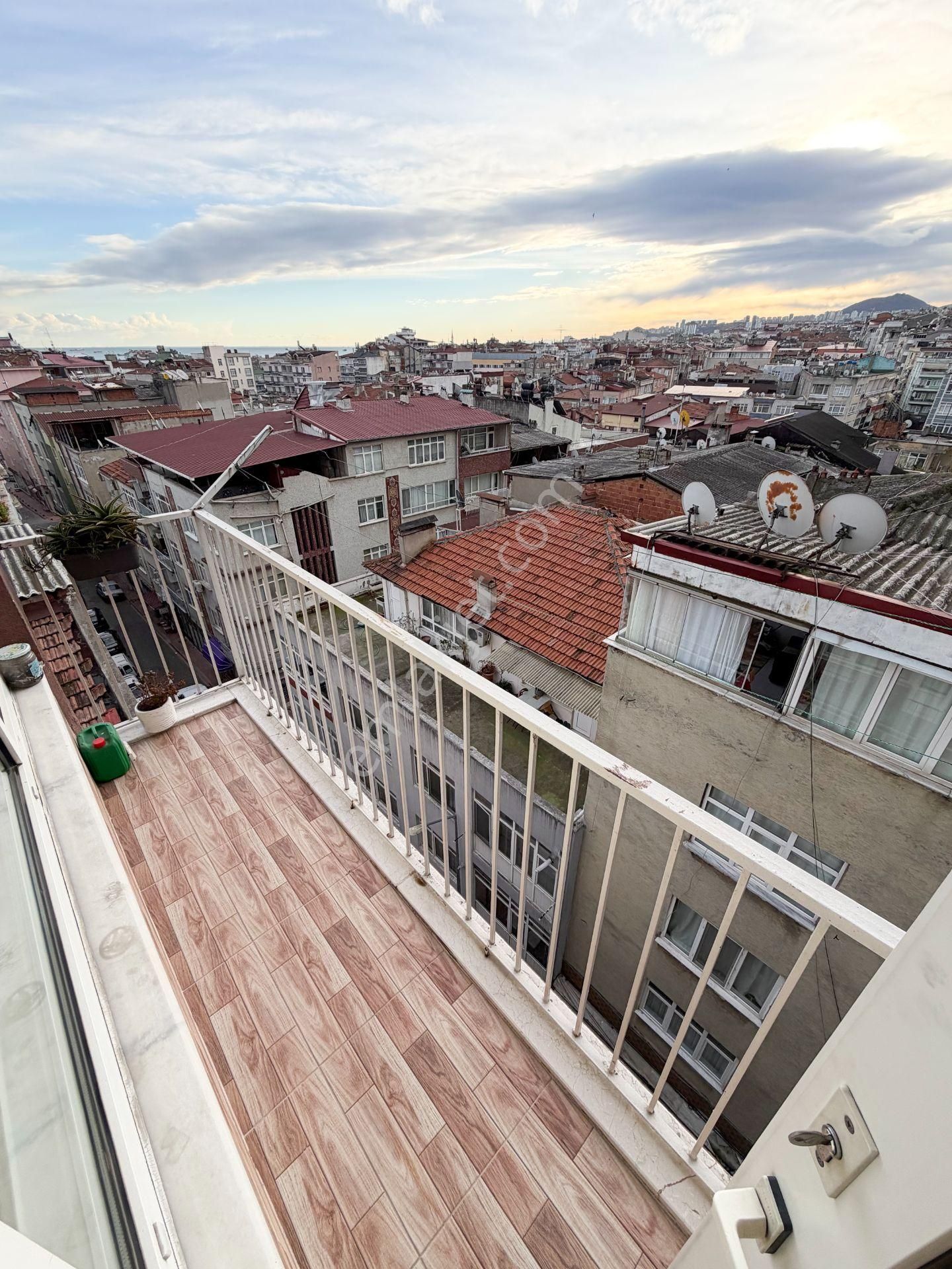 Bulvarda Asansörlü Binada 3+1 Deniz Gören Daire - Görsel 11